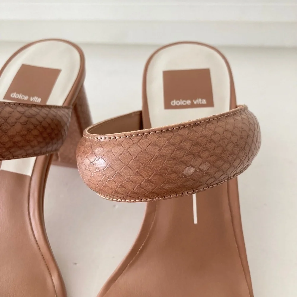NWOT Dolce Vita Pascoe Square Toe Brown Snake Print Heels Sz 8.5
